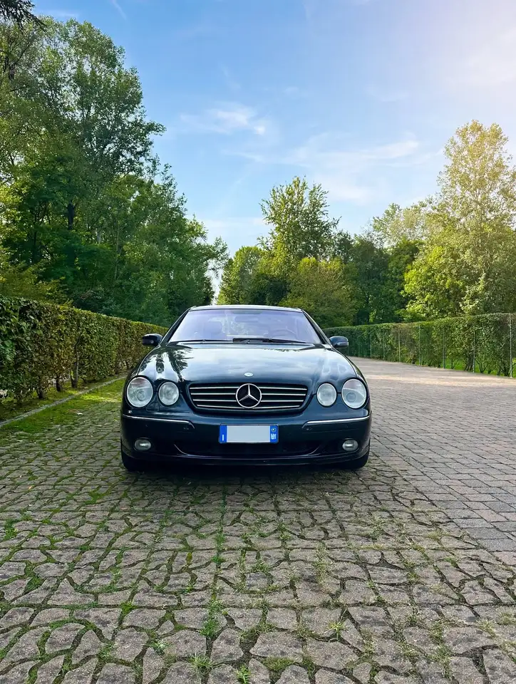 Mercedes-Benz CL Coupe 500 V8, foto 2