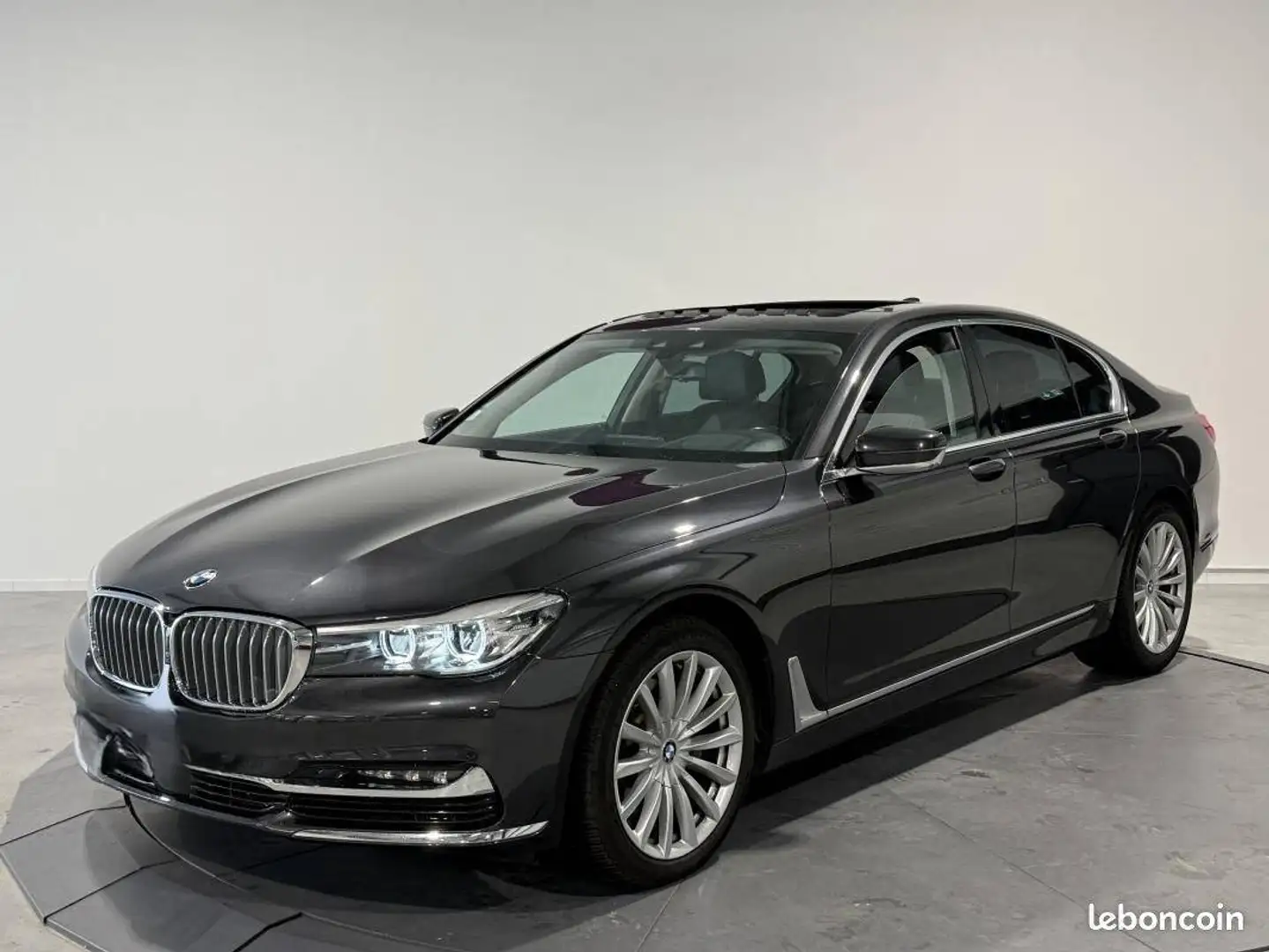 BMW 725 725d 231 ch Exclusive A Schwarz - 1