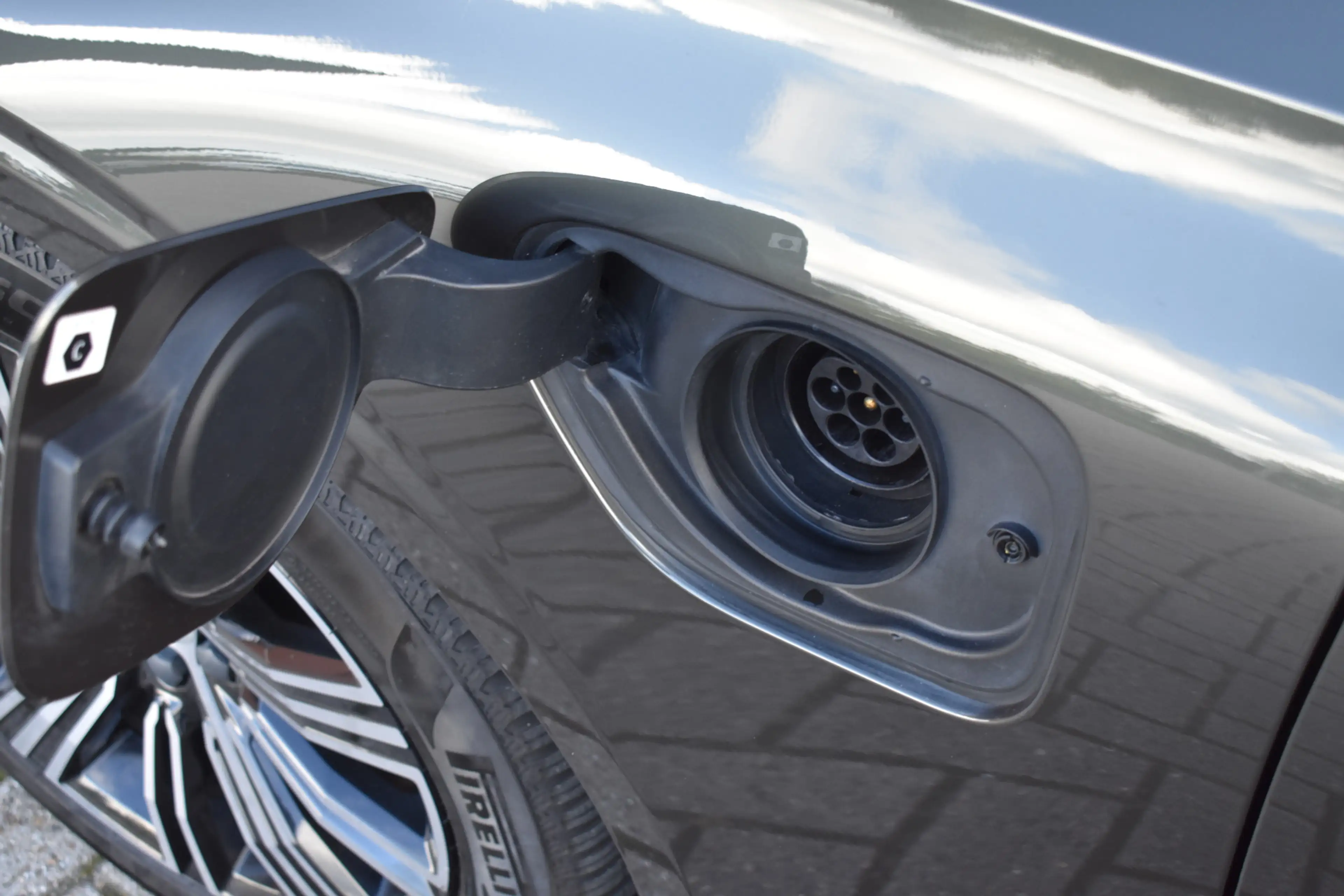 Volvo S60 Recharge T6 350PK AWD Inscription — photo 11