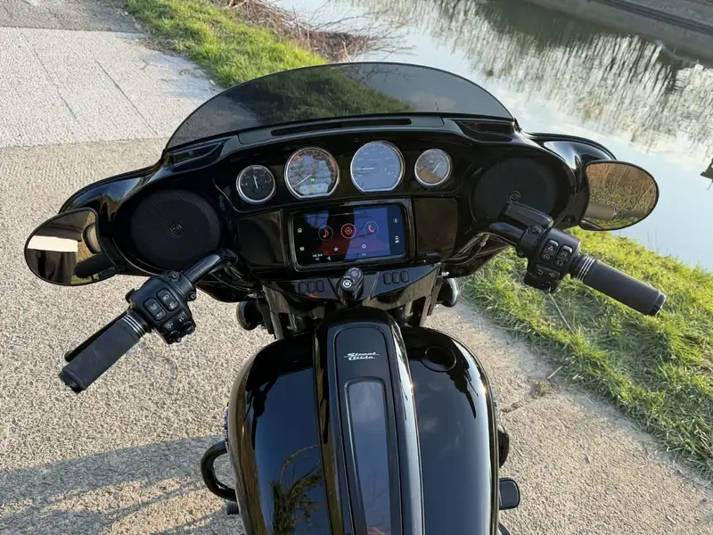 Harley-Davidson Street Glide - foto 5