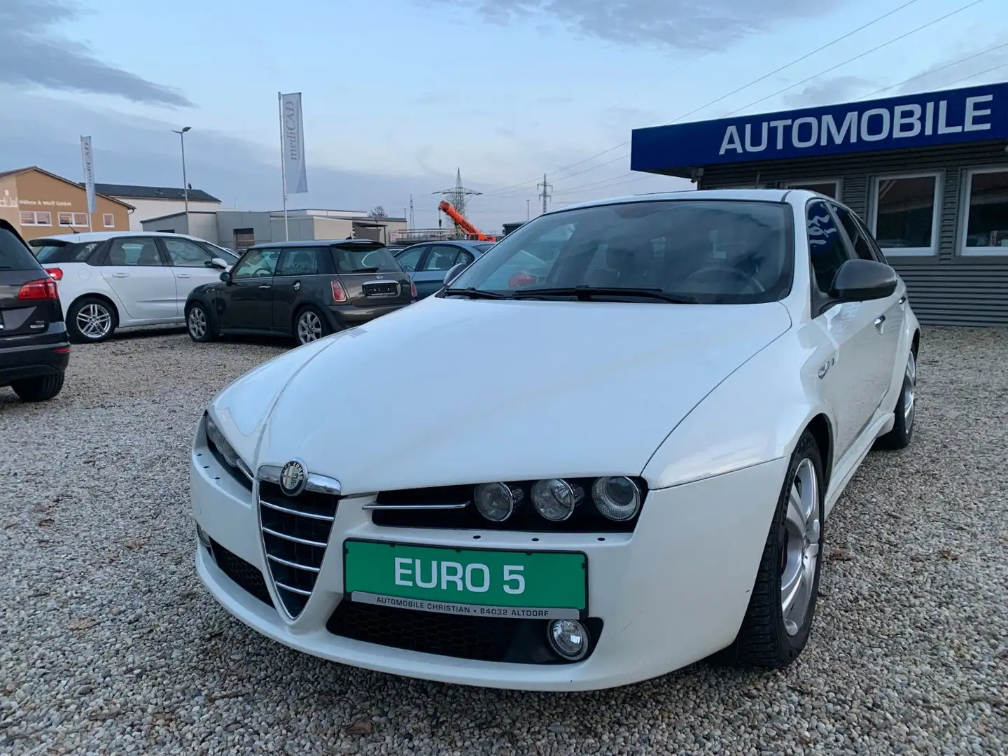 Alfa Romeo 159 Sportwagon 2.0 JTDM 16V Turismo Navi Euro5 Weiß - 2