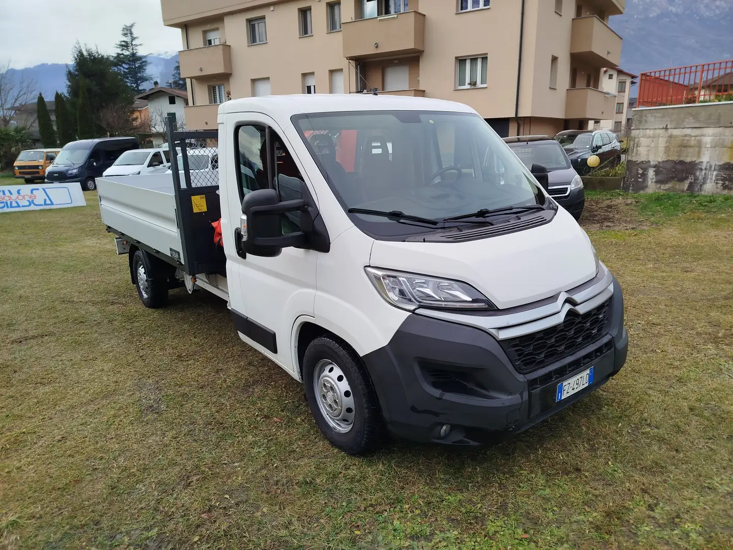 Citroen Jumper 35 BLUEHDI 130 CASSONATO CON GRU + IVA Blanc - 2