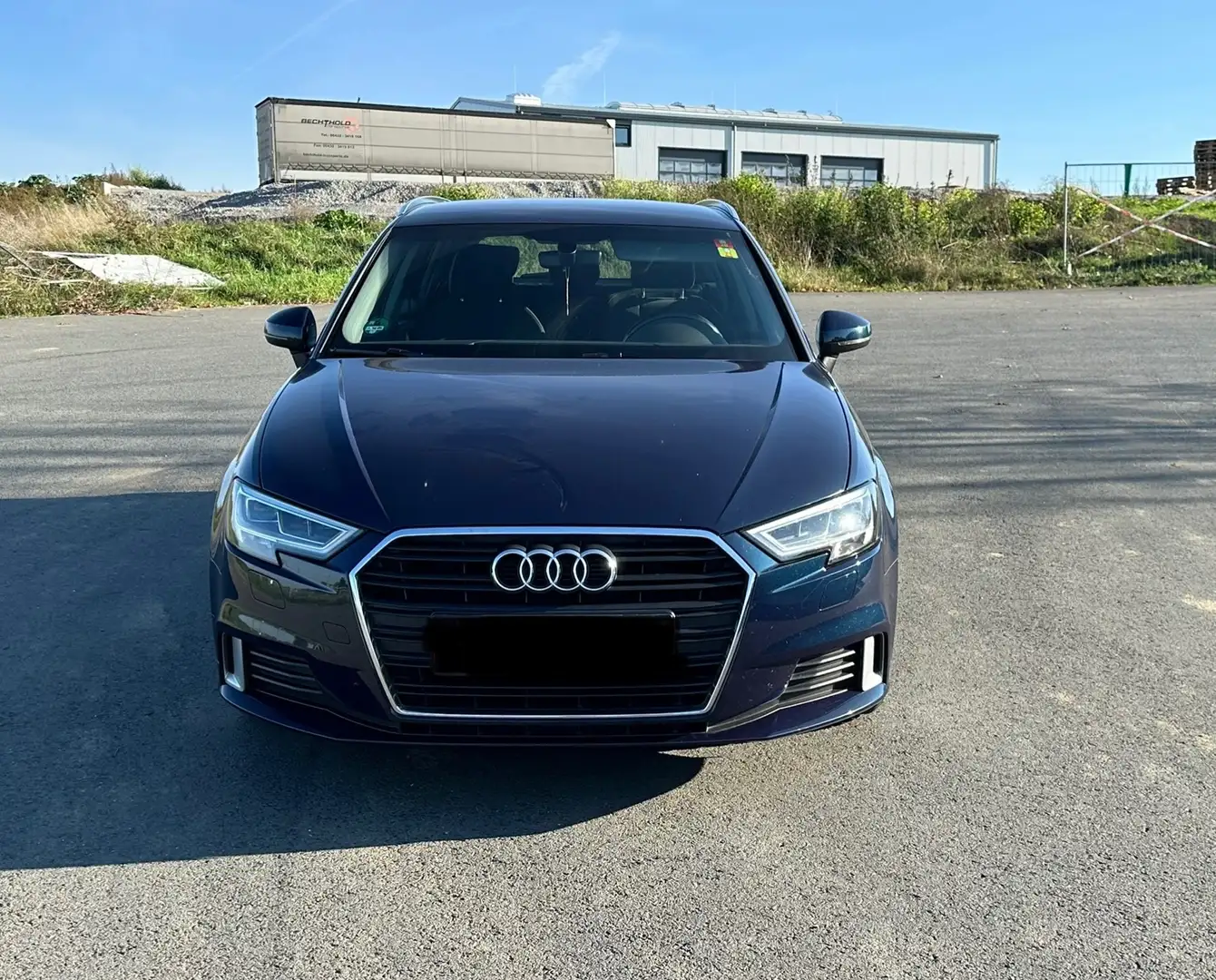 Audi A3 sport Blau - 2
