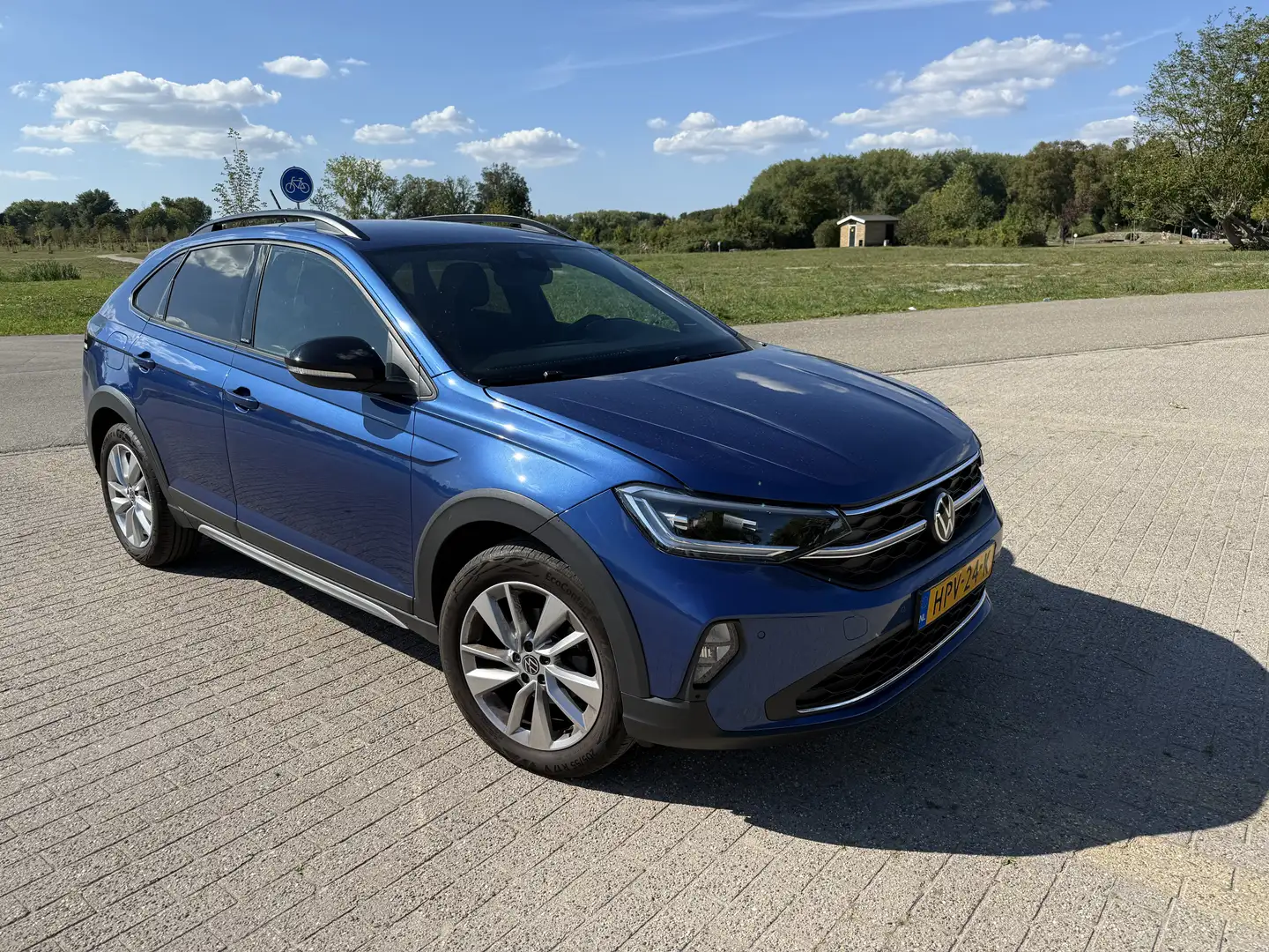 Volkswagen Taigo 1.5 TSI R-Line Bns Bleu - 2