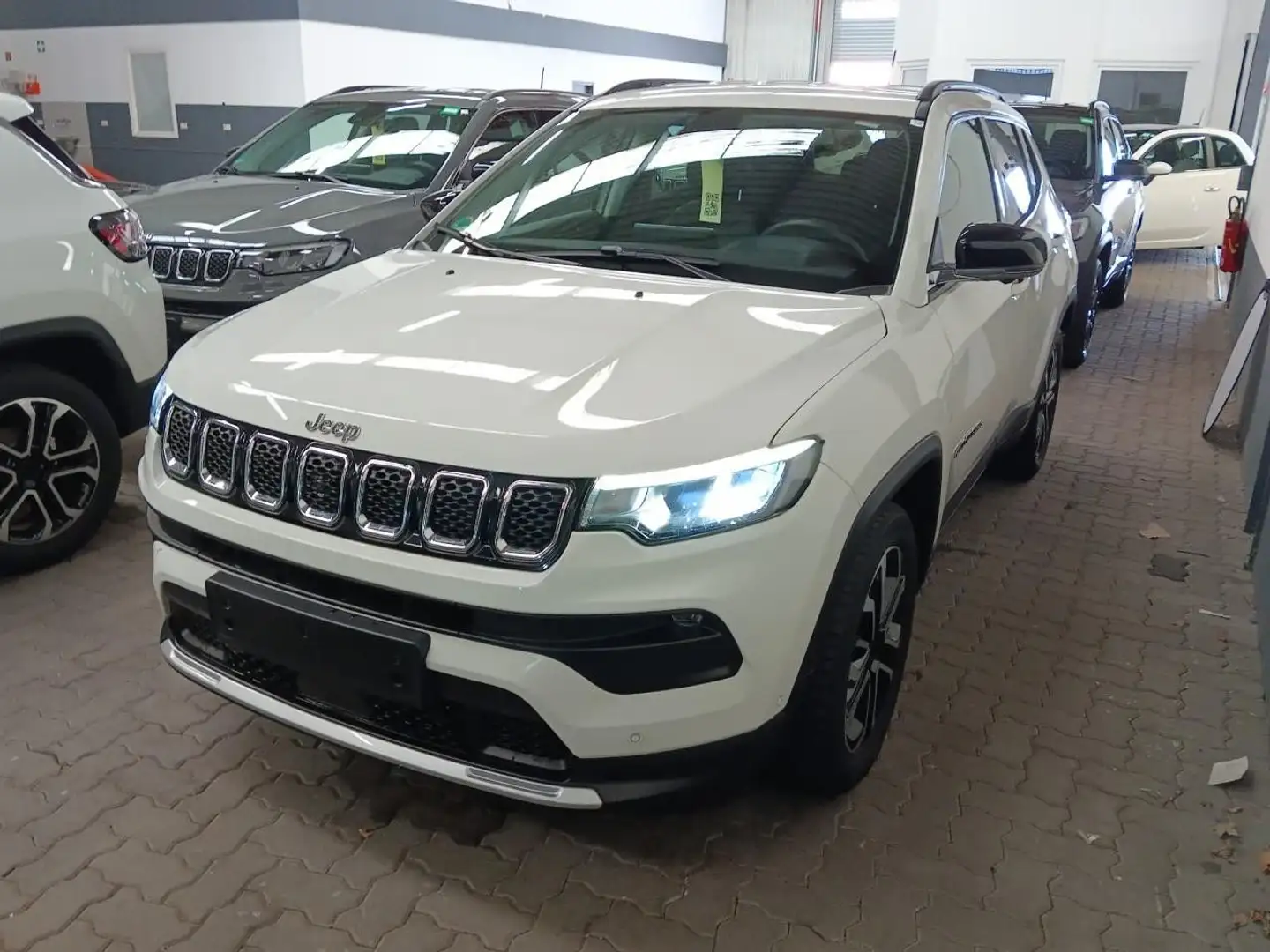 Jeep Compass Limited LED+NAV+LEDER+SHZ+360°+VIRTU+ACC Weiß - 2