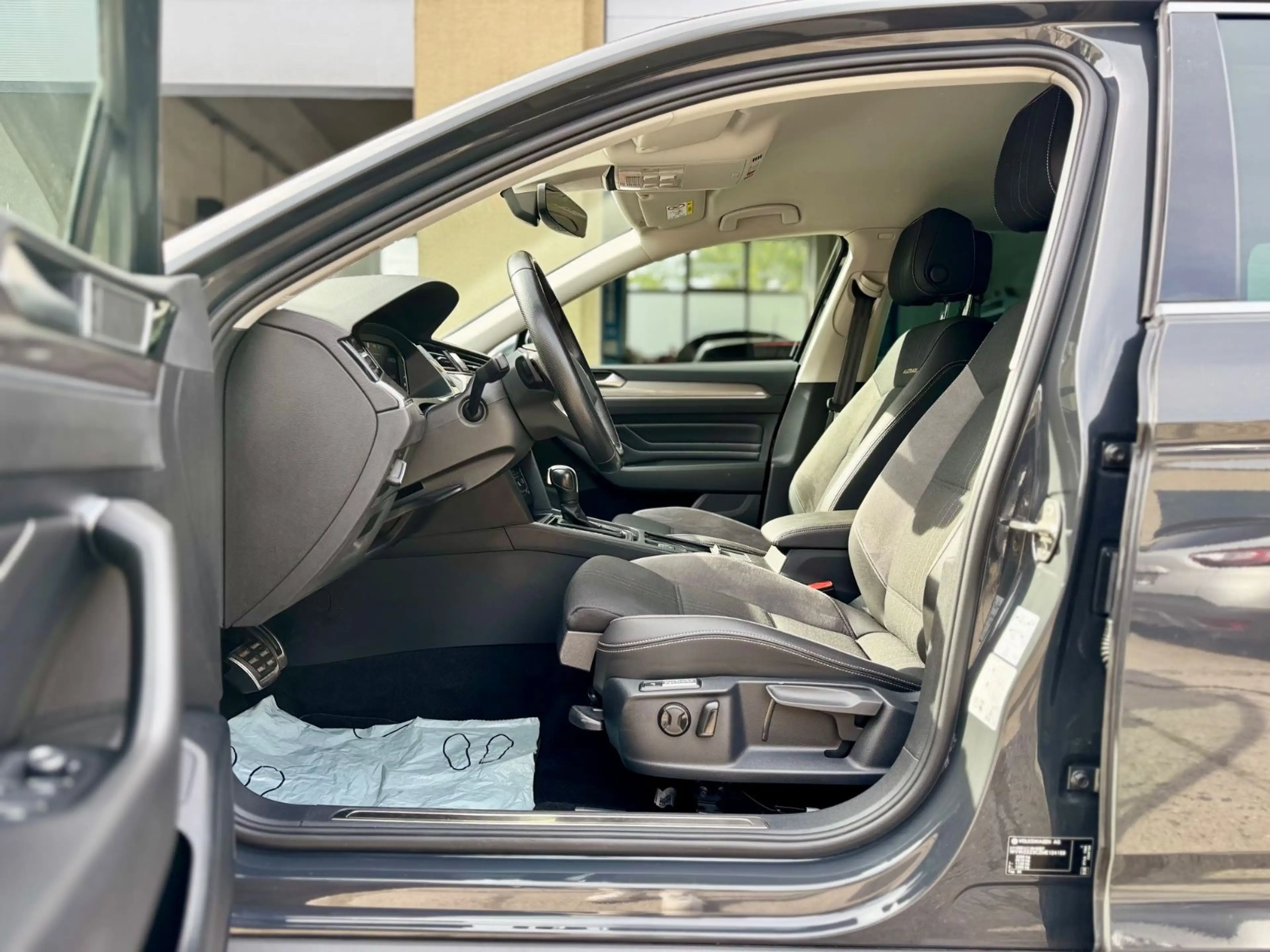 Volkswagen Passat Alltrack Passat Variant 2.0 TDI Alltrack 4Motion/TOP! — photo 11