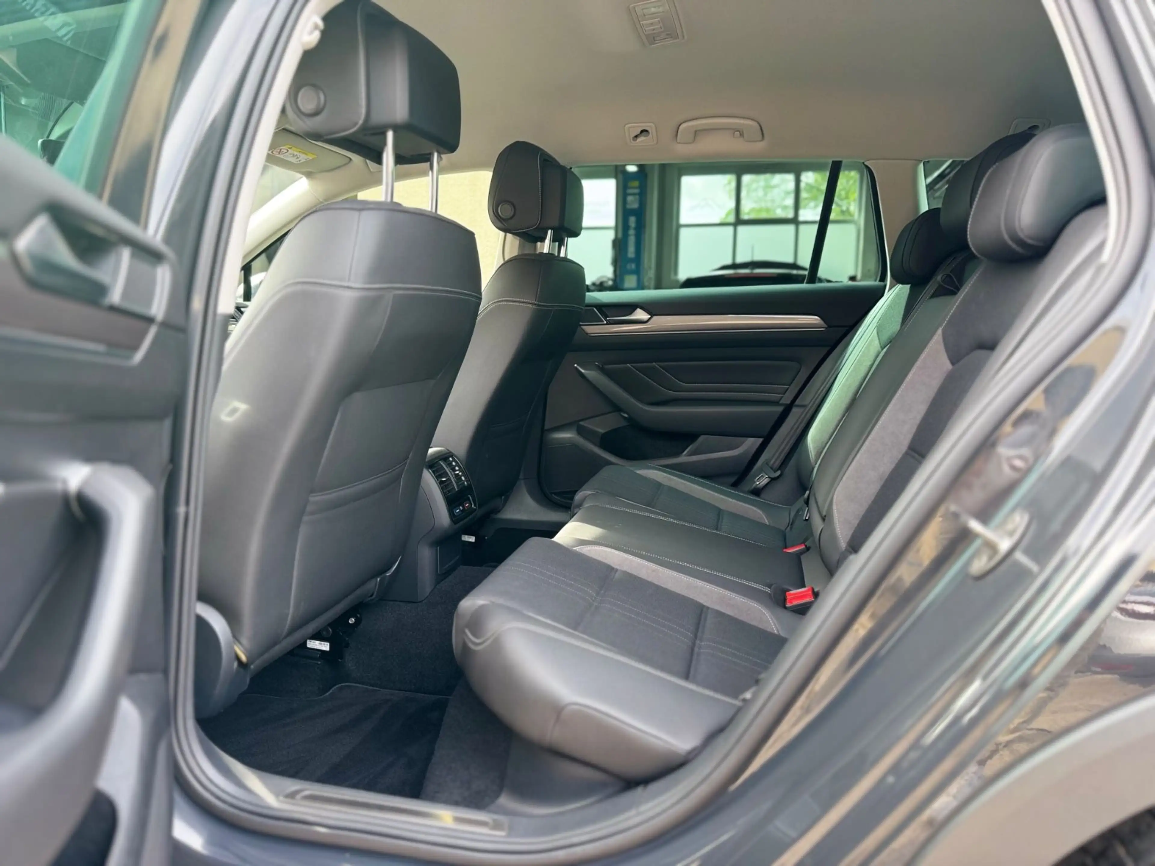 Volkswagen Passat Alltrack Passat Variant 2.0 TDI Alltrack 4Motion/TOP! — photo 12
