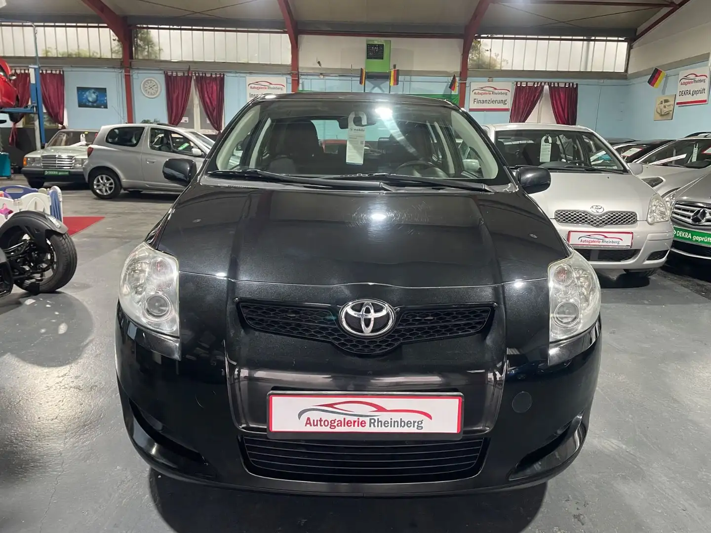 Toyota Auris 1.4*TOP*KLIMA*PDC*2.HAND*S/W REIFEN*TÜV NEU Zwart - 2