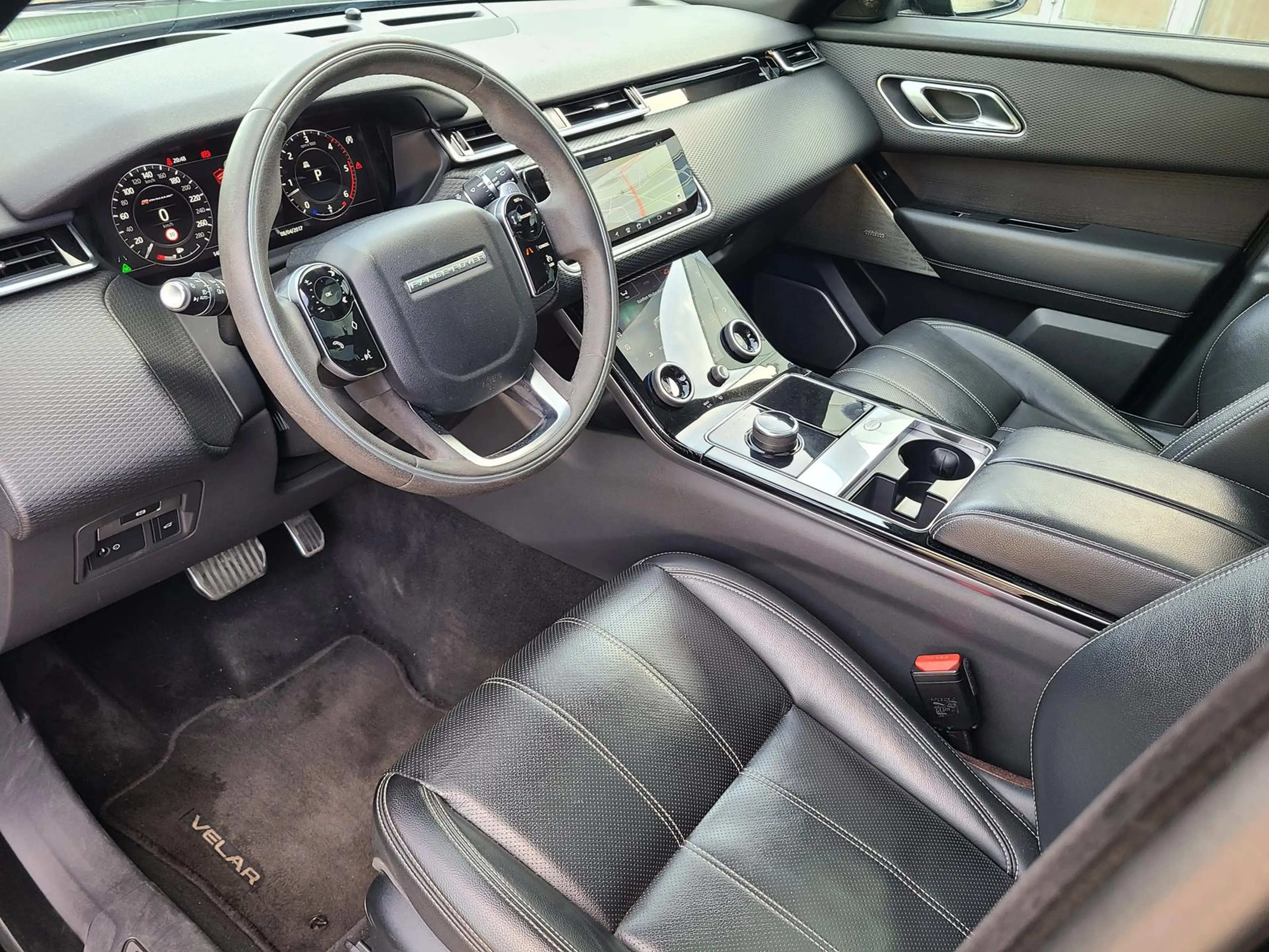 Land Rover Range Rover Velar Velar R-Dynamic SE StHeiz HeadUp Luft Pano — photo 12