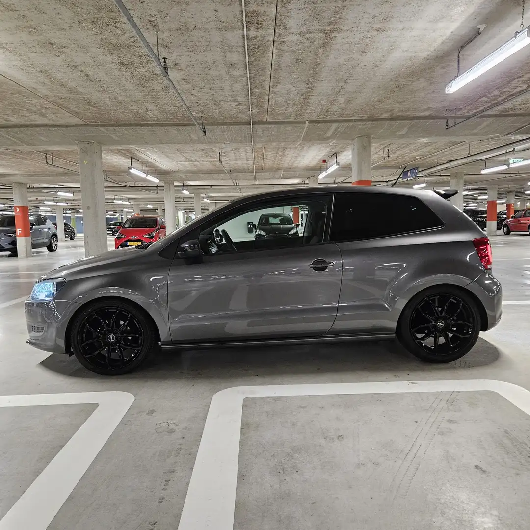 Volkswagen Polo 1.2 TSI 105PK Grijs - 2