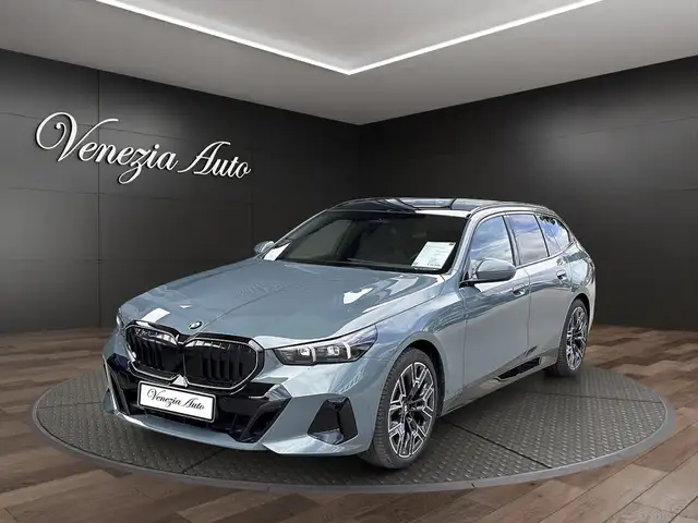 BMW 520 520i Touring M Sport Pro 208cv Tetto Pano LED Navi Pelle Harman BOSE Ionic Glow Shadow