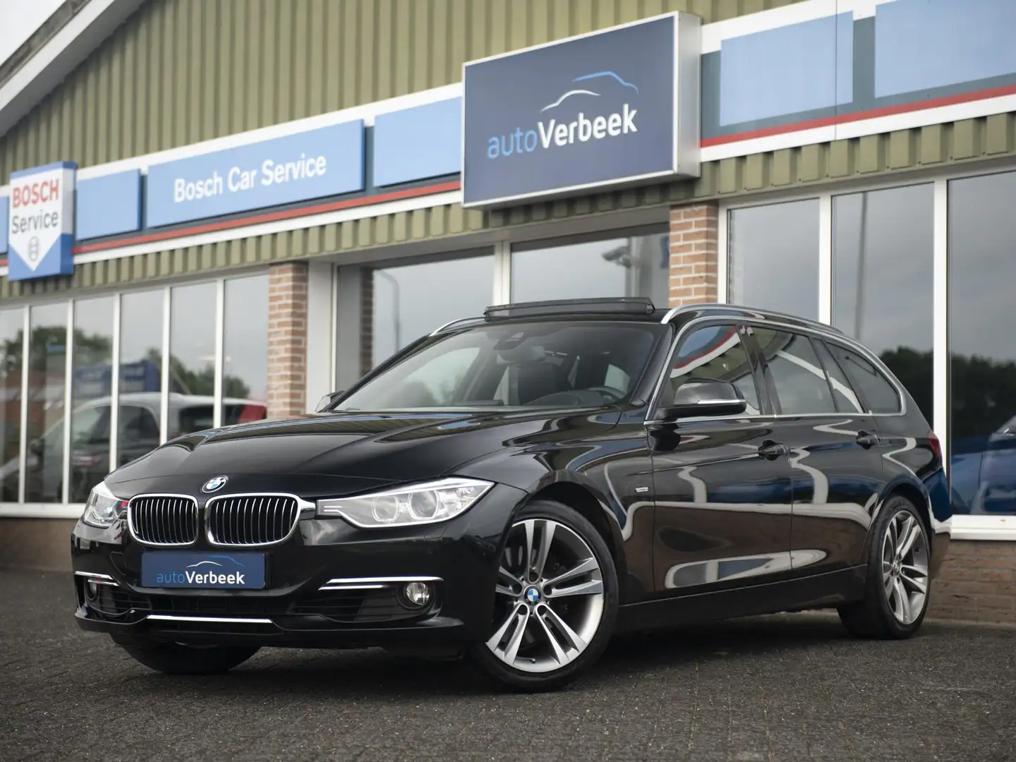 BMW 328 3 Serie Touring 328iA High Executive Luxury | Pano Noir - 1