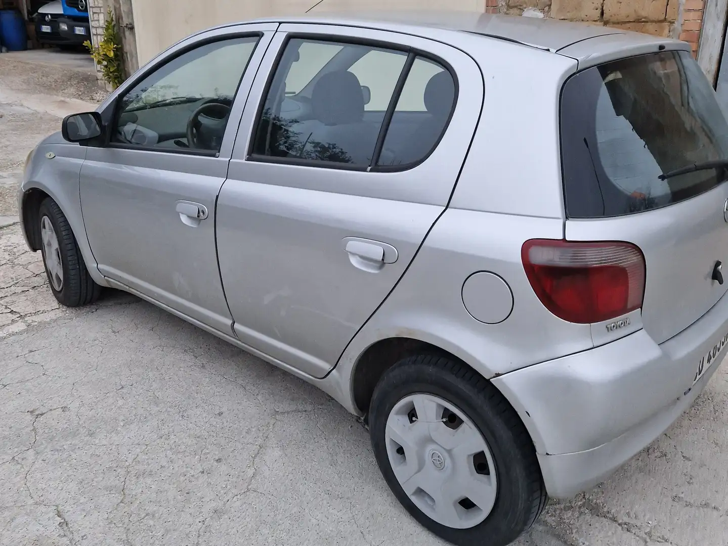 Toyota Yaris Yaris+I+1999+5p+1.0 Grigio - 2
