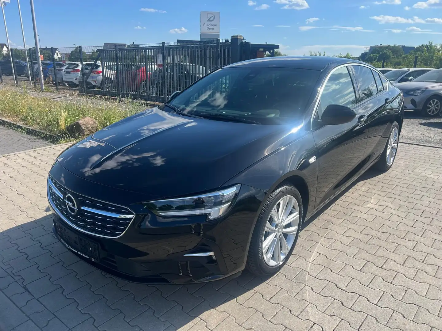 Opel Insignia 2.0 D Business Elegance Aut. Navi+Led Siyah - 2