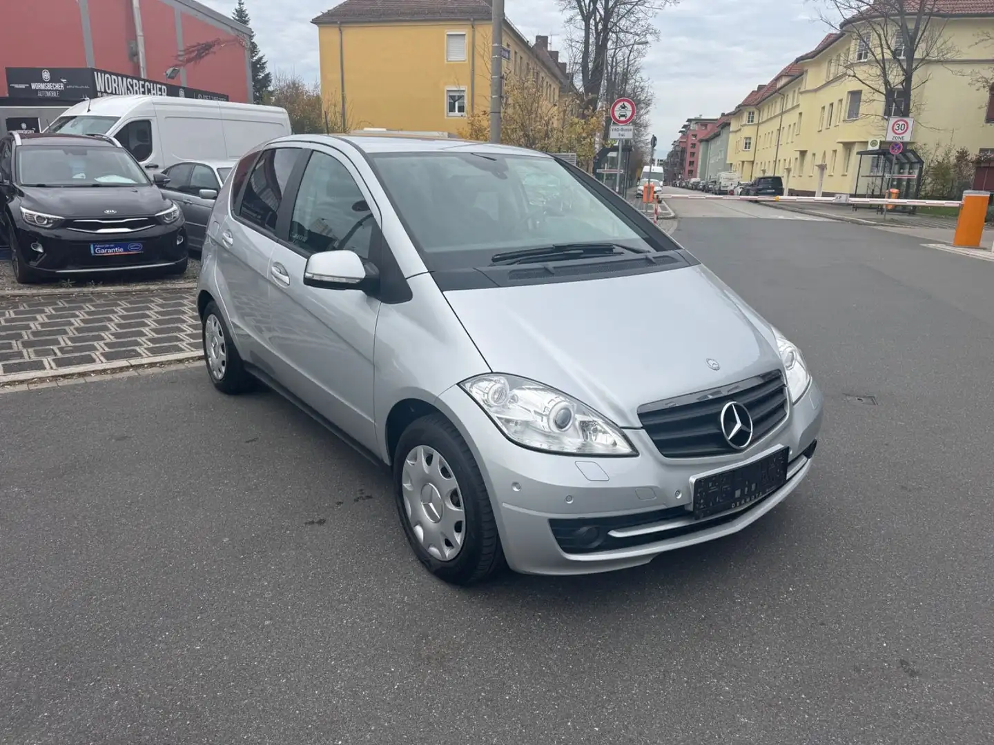 Mercedes-Benz A 180 A A 180 Silber - 1