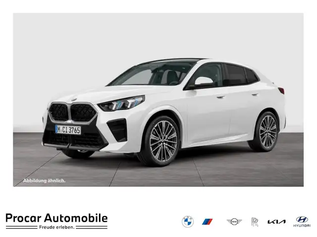 Bmw X2 sDrive20i M SPORT+PANO+AHK+ACC+HuD+H/K