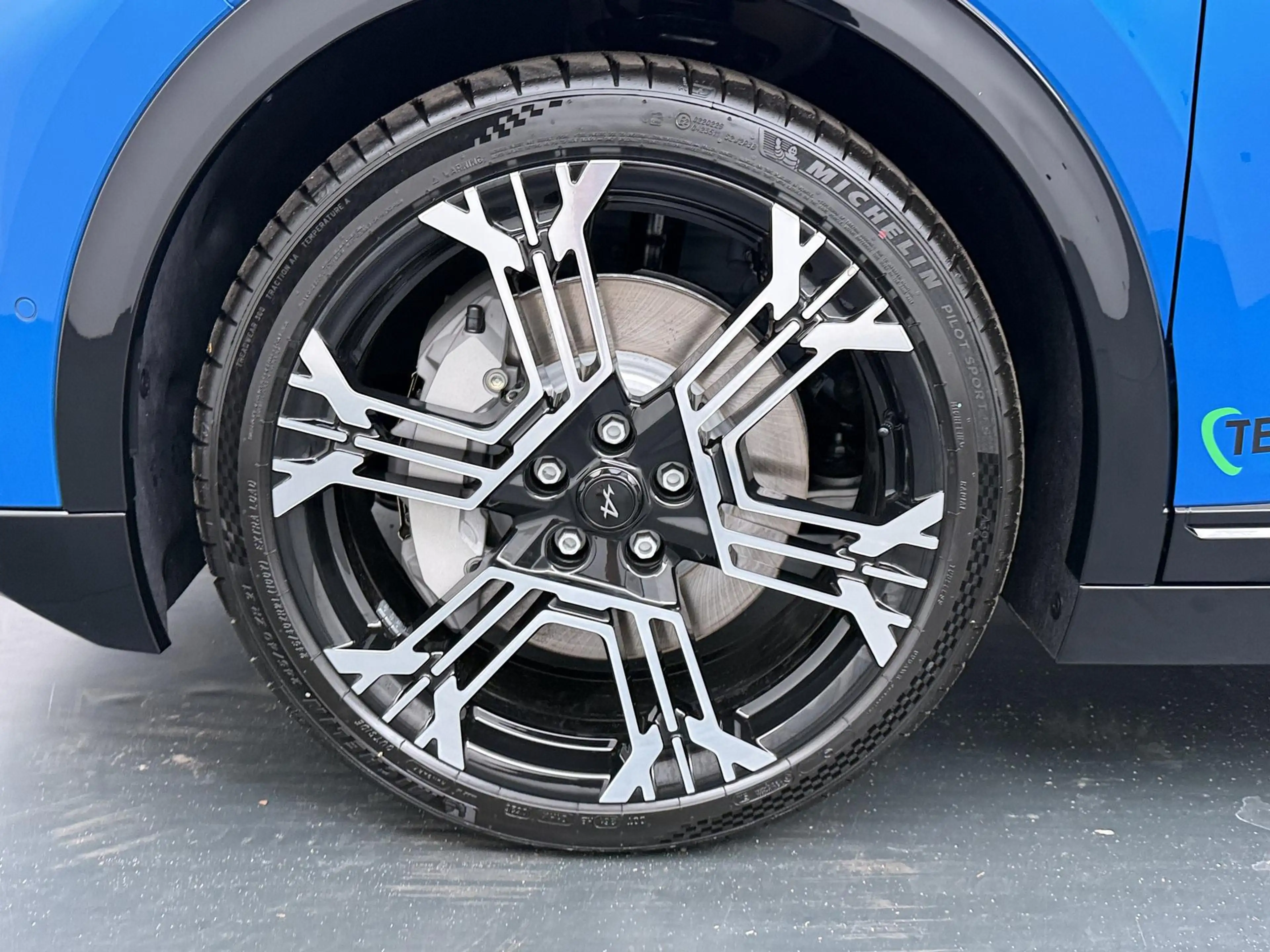 Alpine A390 GTS 89kWh | 469 PK | 22 KW AC-Lader | CARBON | TWE — photo 6
