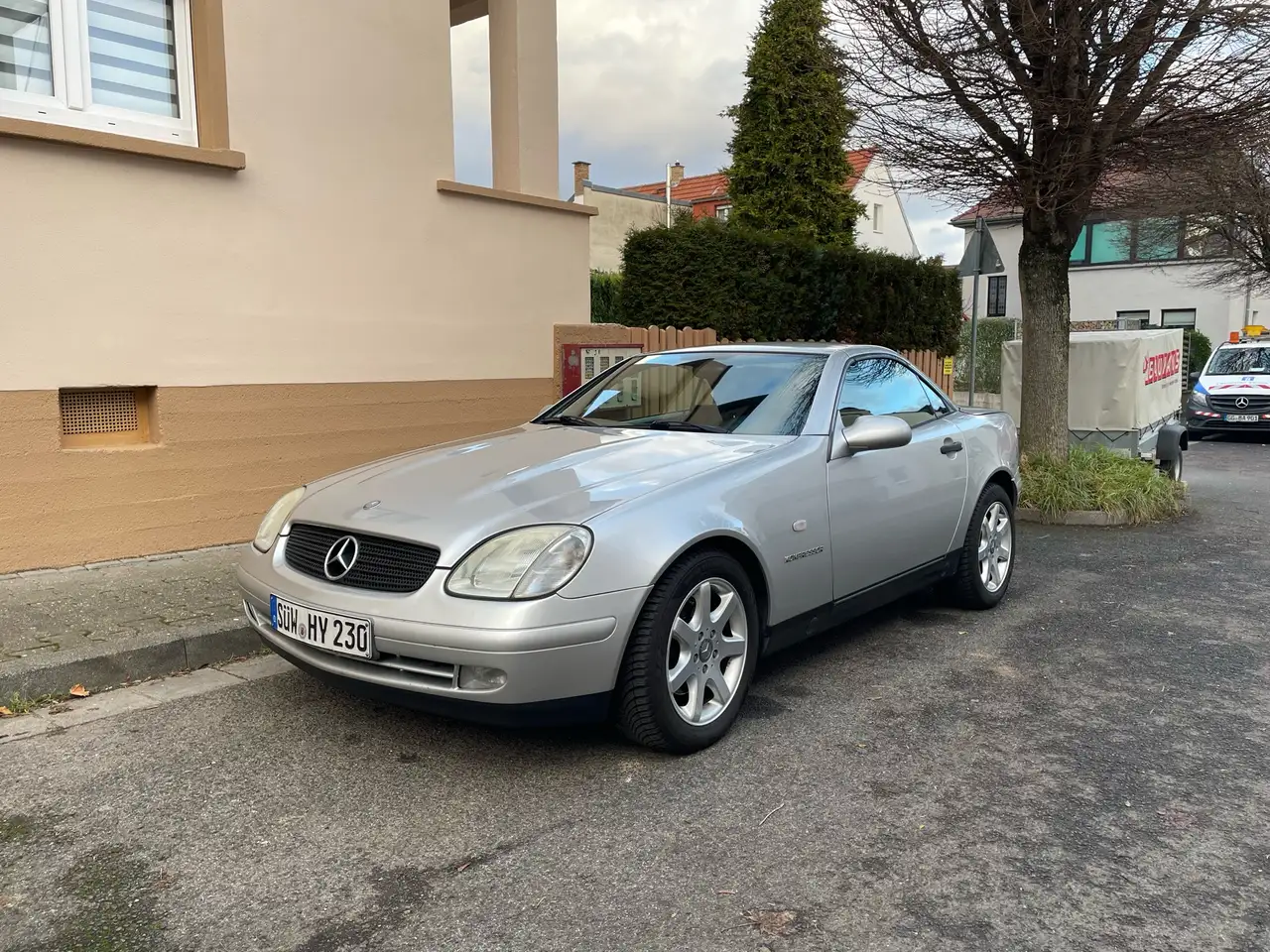 Mercedes-Benz SLK 230