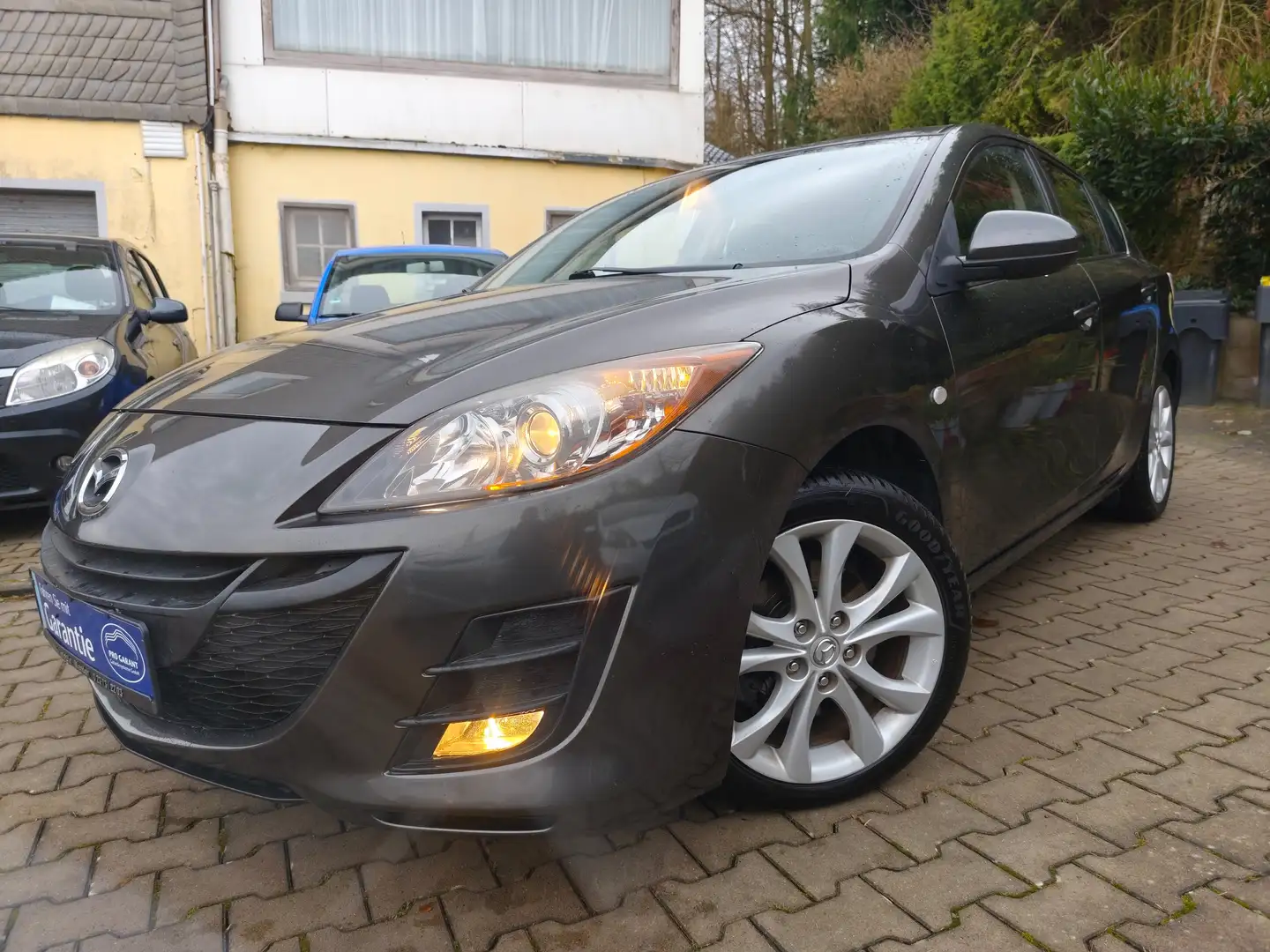 Mazda 3 Exclusive-Line/Automatik/1.Hand/Klimaaut/PDC/Sitzh Gris - 1