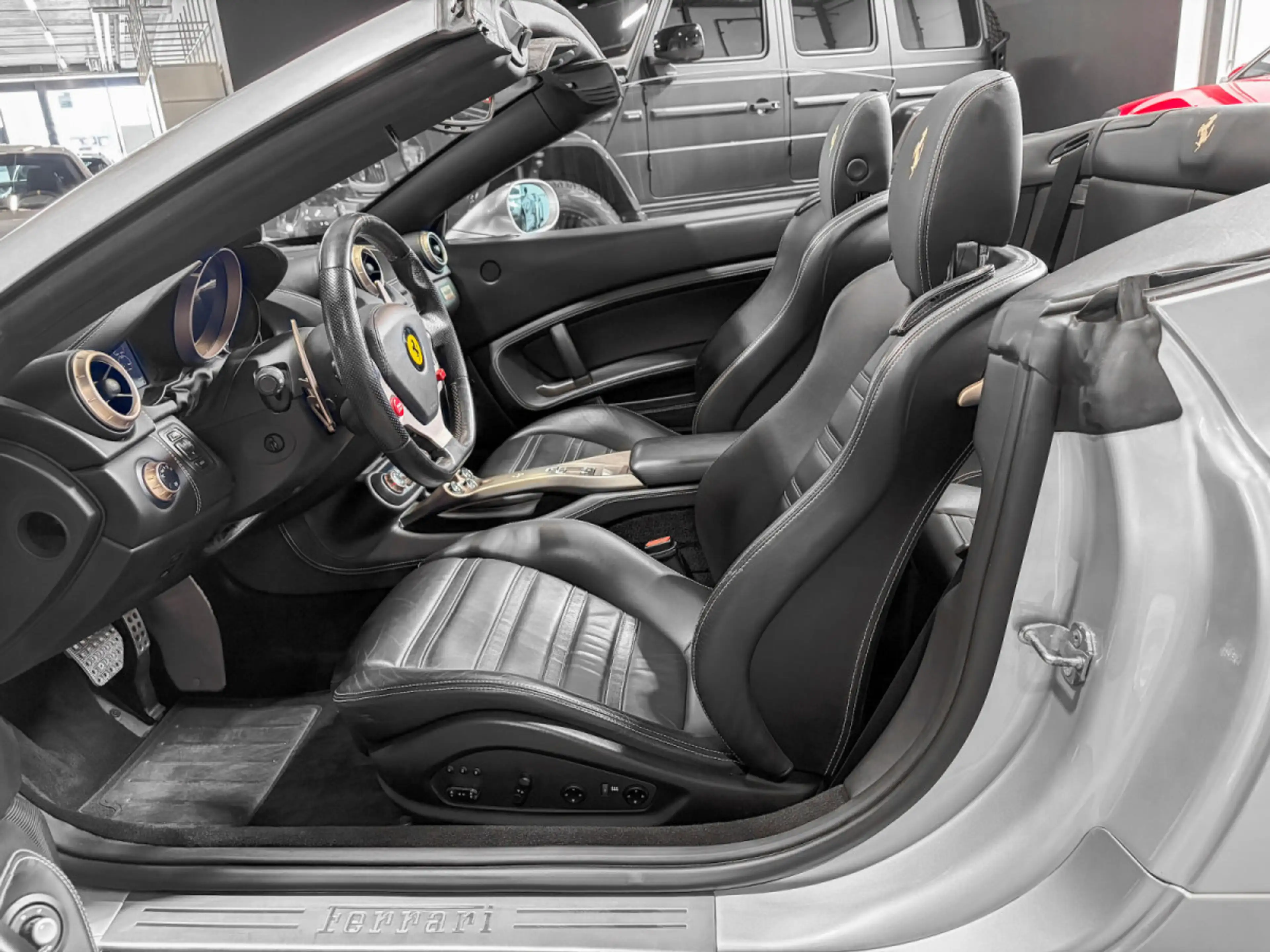 Ferrari California 4.3 V8/20'/FULL SERVICE FERRARI/EXCLUSIVE — photo 5