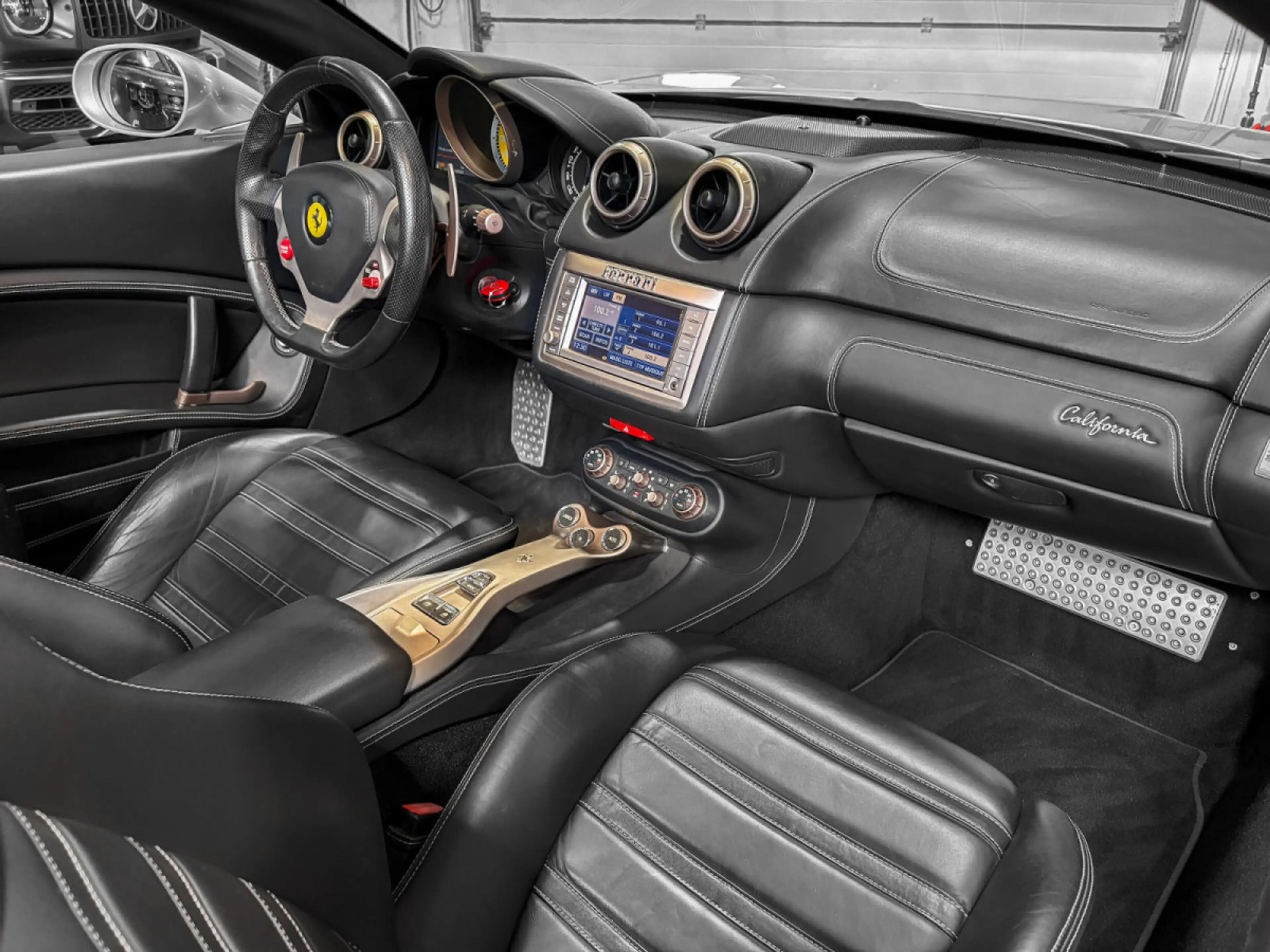 Ferrari California 4.3 V8/20'/FULL SERVICE FERRARI/EXCLUSIVE — photo 12