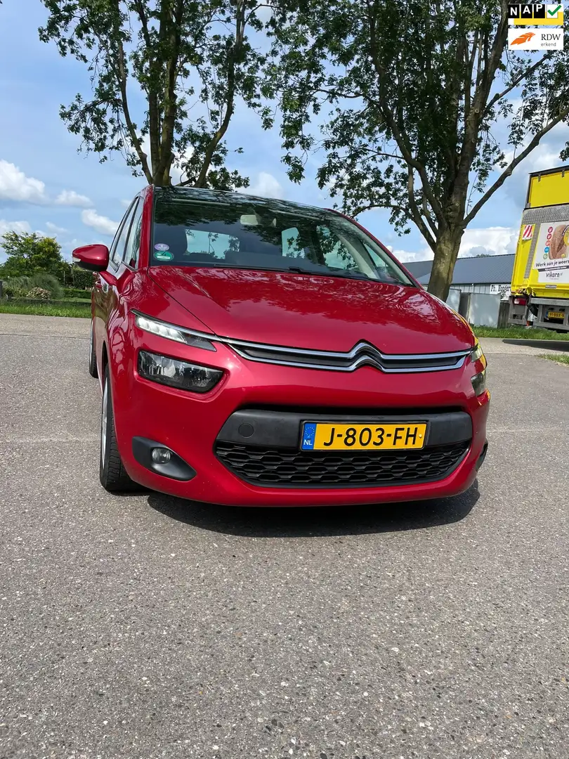 Citroen C4 Picasso 1.2 PureTech Selection PANORAMA - PARKEERSENSOREN Rood - 1
