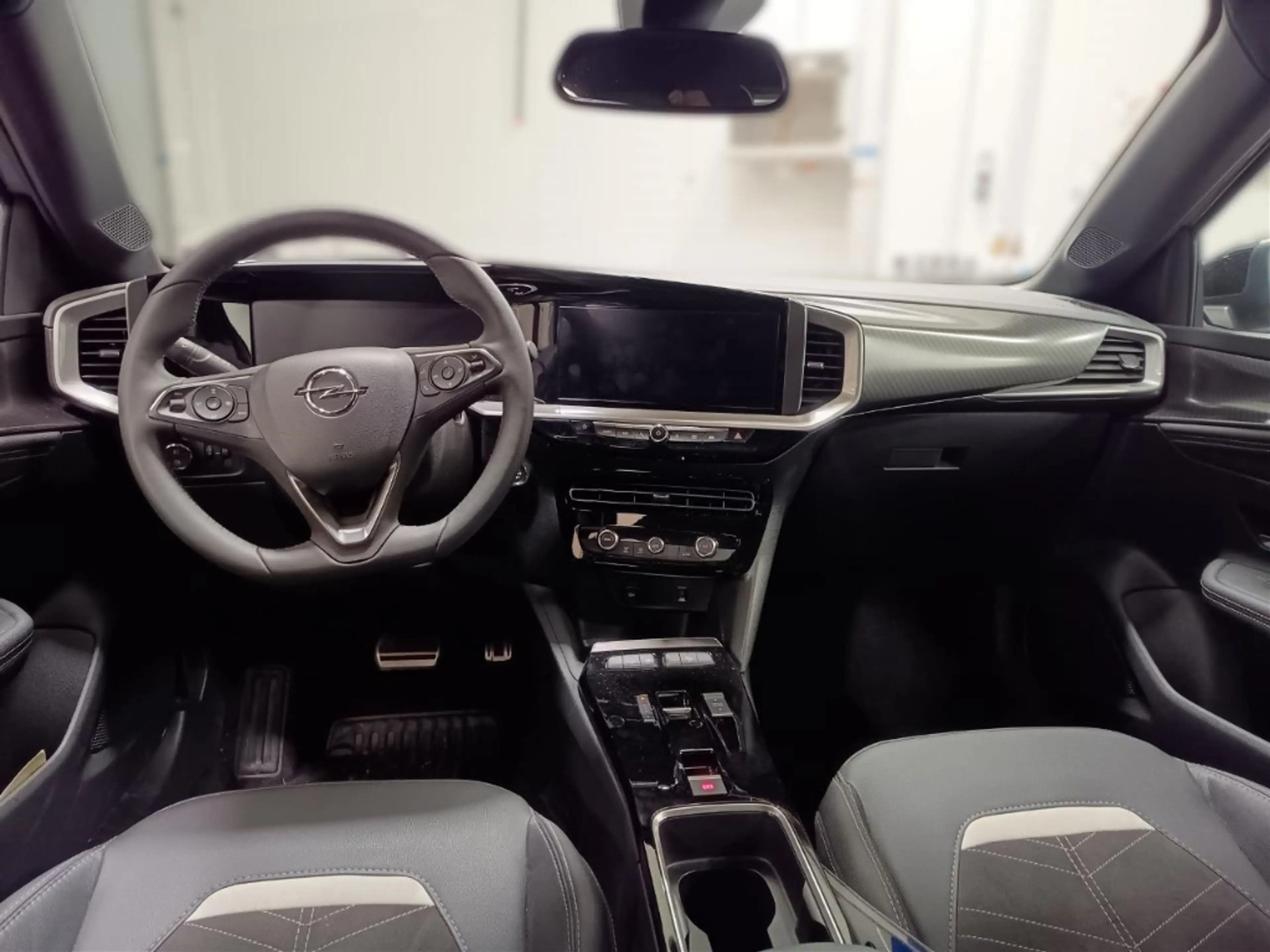 Opel Mokka-E Ultimate 11kw Shz Navi Kamera PDC v+h — photo 5
