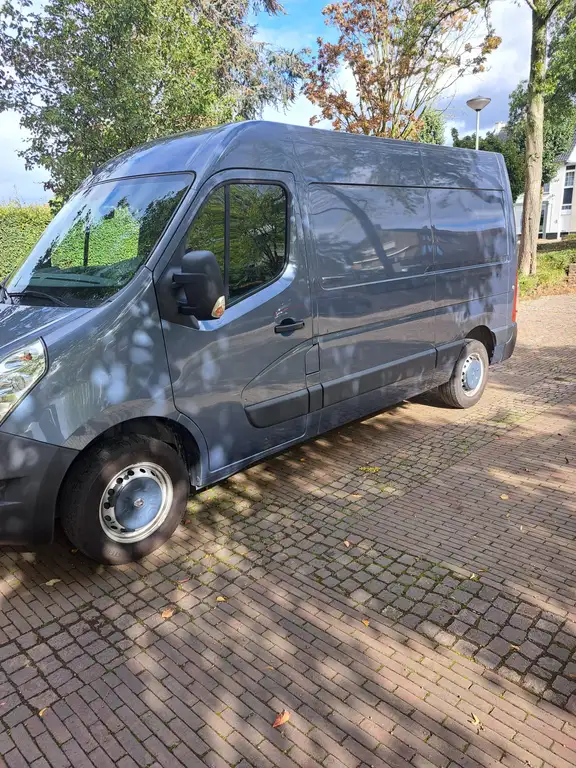 Renault Master 2018 из Европы — купить под ключ