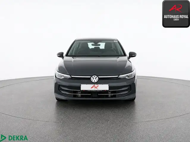 Volkswagen Golf view 8