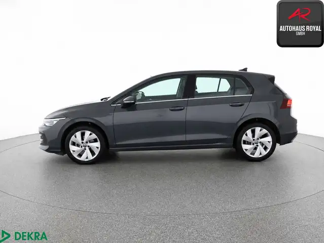 Volkswagen Golf view 2