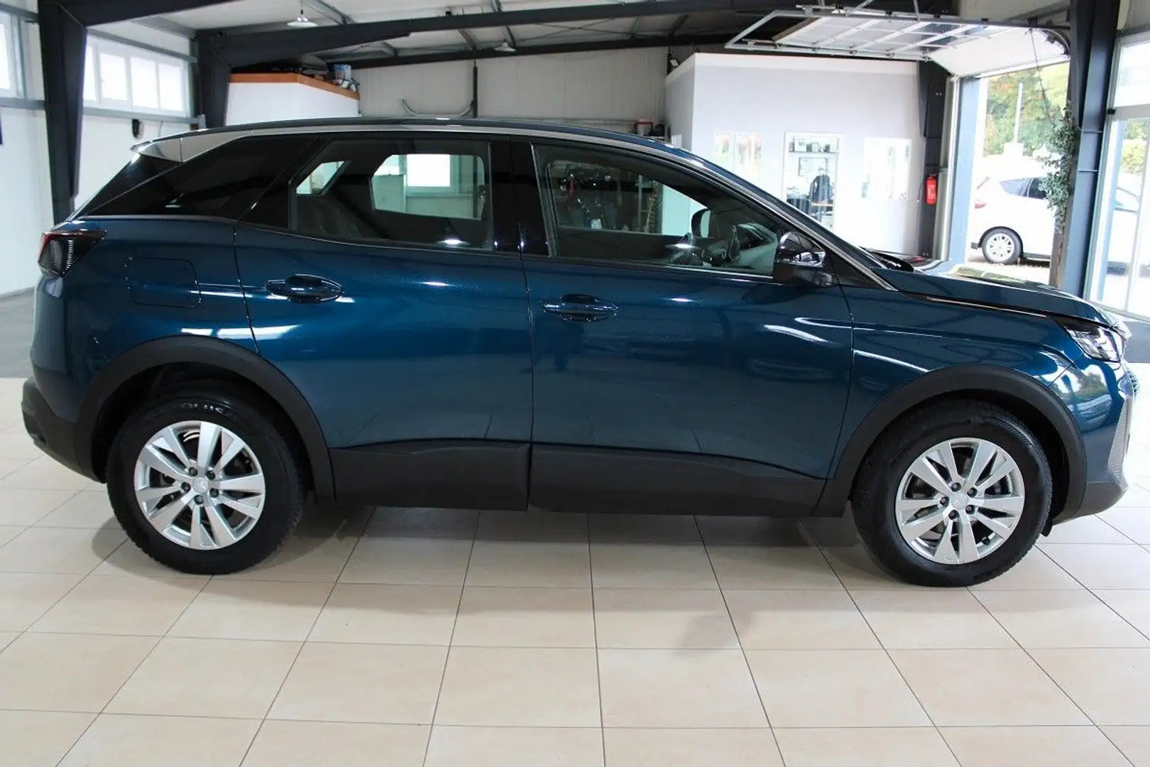 Peugeot 3008 Pure Tech 130 Active Pack*Tüv NEU*MwSt* Bleu - 2