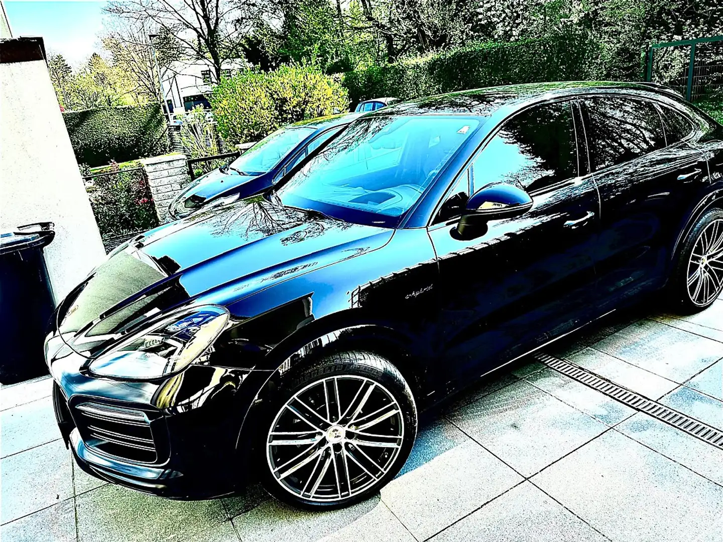 Porsche Cayenne III E-Hybrid PHEV 17,9 kWh Aut. Schwarz - 1