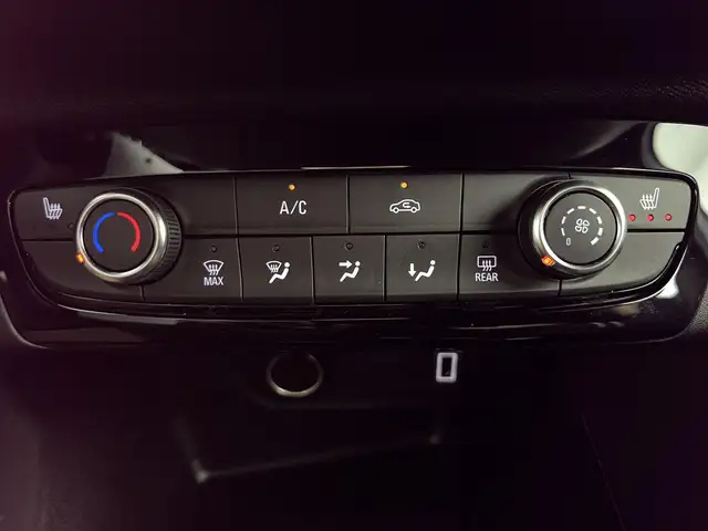Opel Corsa view 12