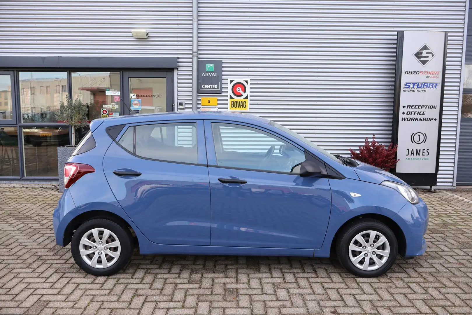 Hyundai i10 1.0i i-Motion 1e Eigenaar | NL-Auto | Dealer Onder Blau - 2