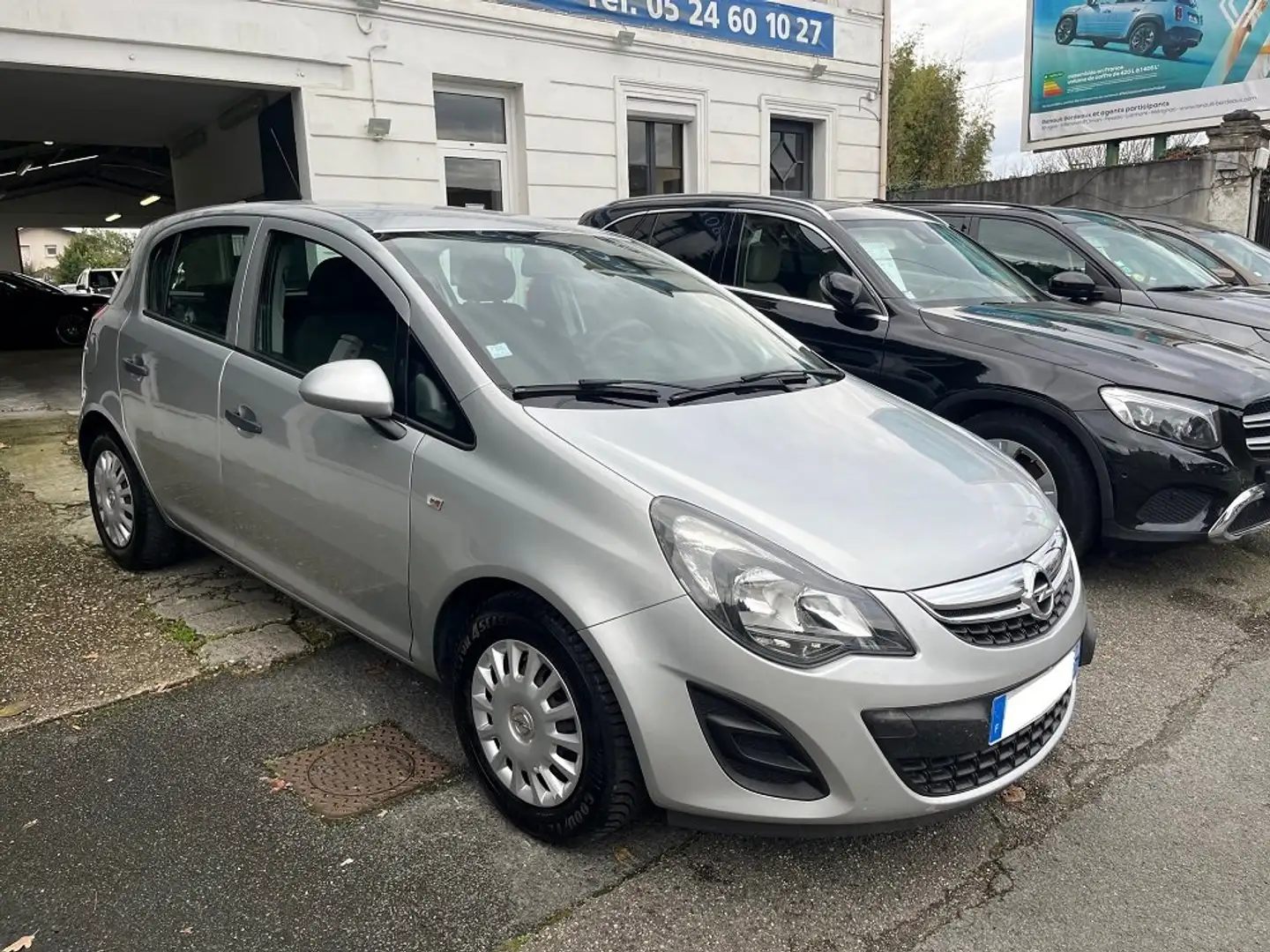 Opel Corsa Corsa 1.2 - 85 ch Twinport Essentia - 2