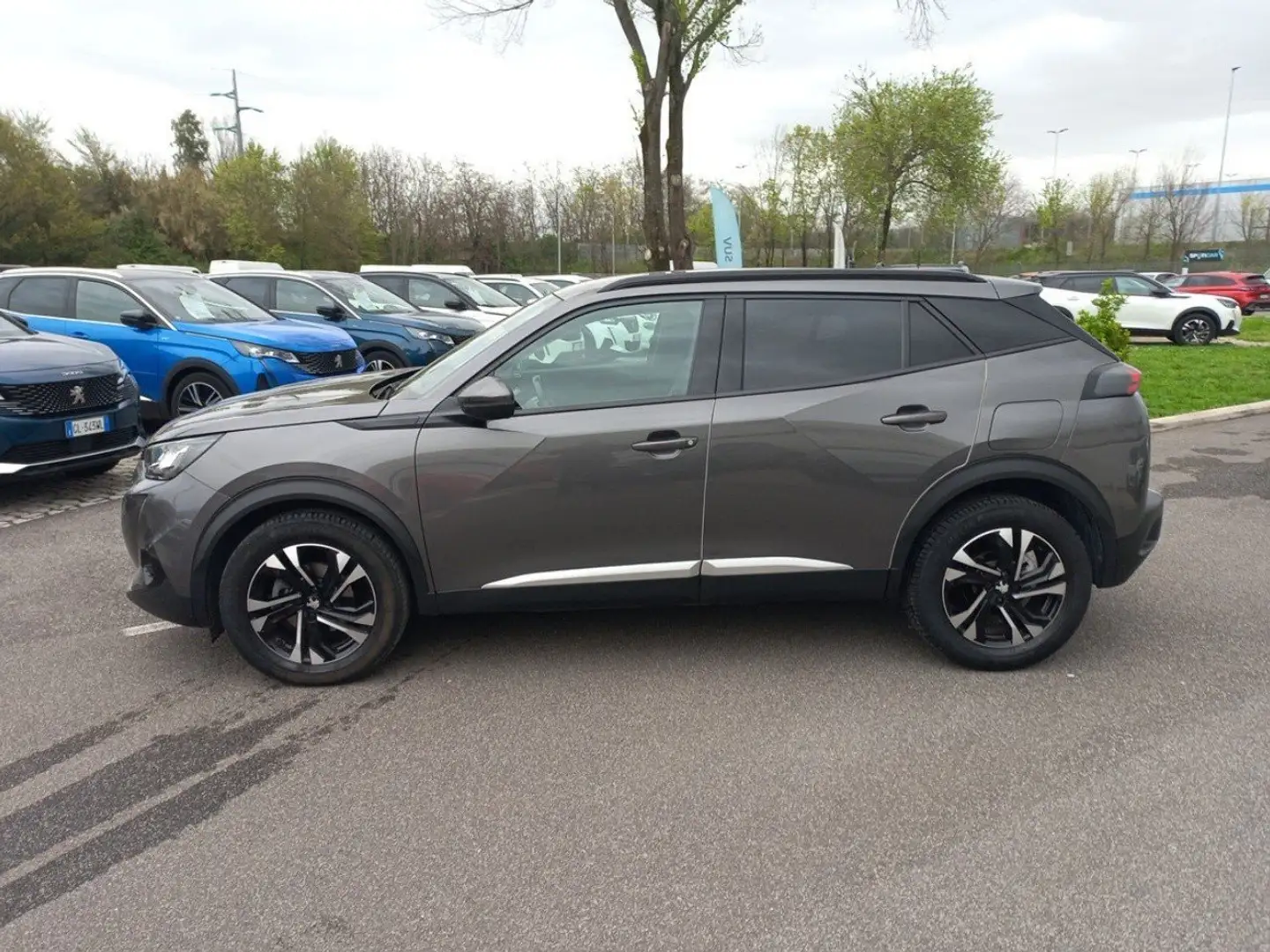 Peugeot 2008 PureTech 100 Allure S/S Grigio - 2