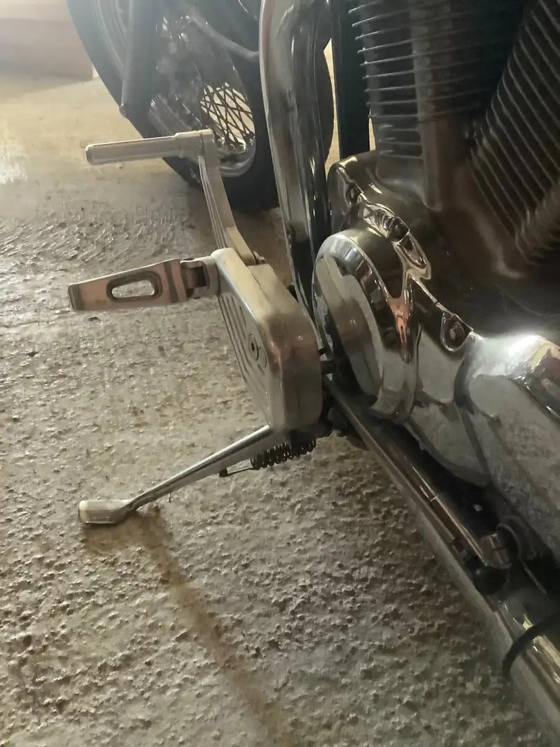 Suzuki Intruder M VX 51 L Negro - 2