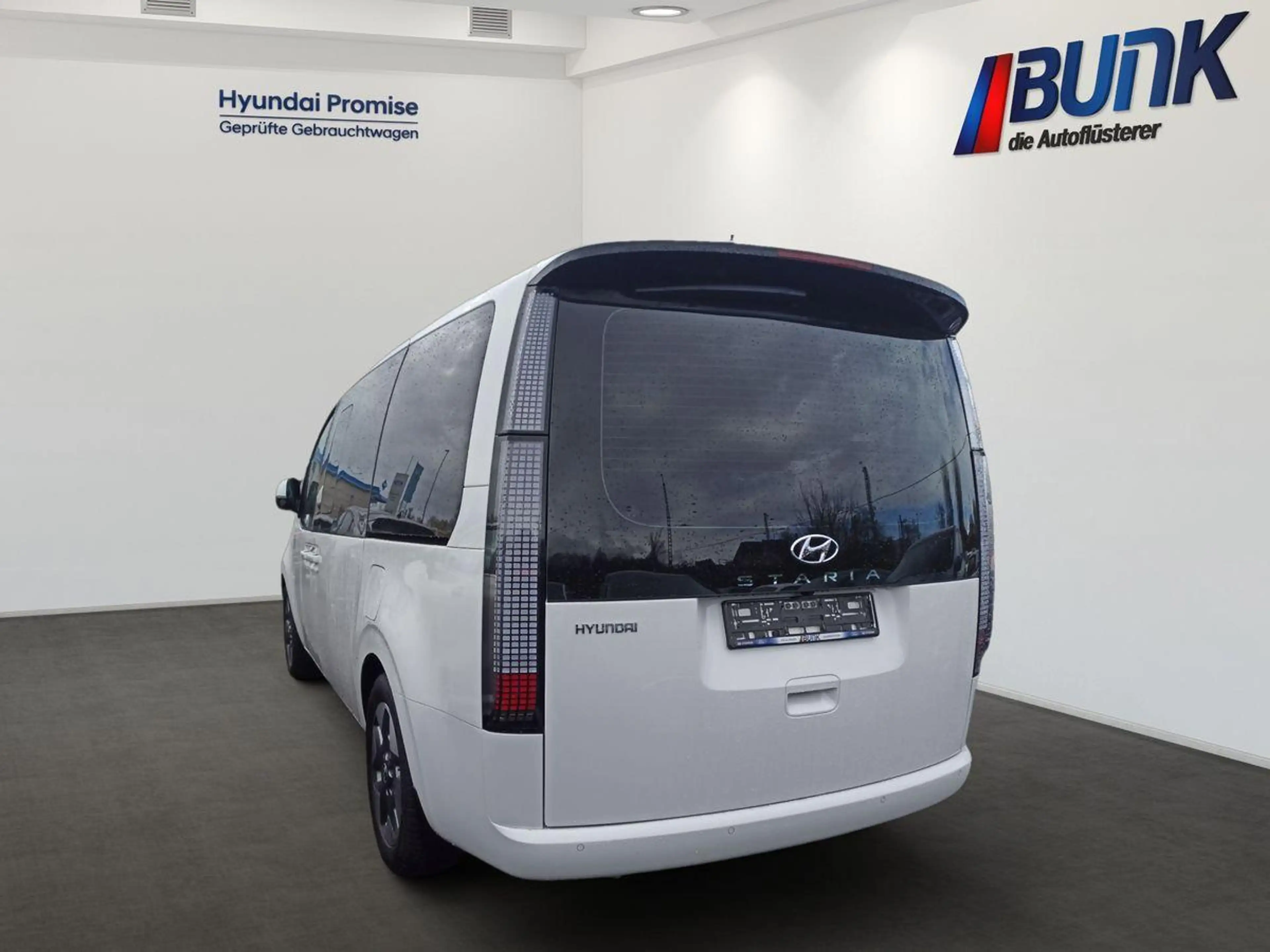 Hyundai STARIA Prime 2.2L /Shuttle-Paket / 9-Sitzer /LED — photo 13