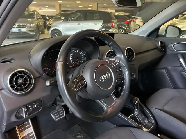 Audi A1 view 7