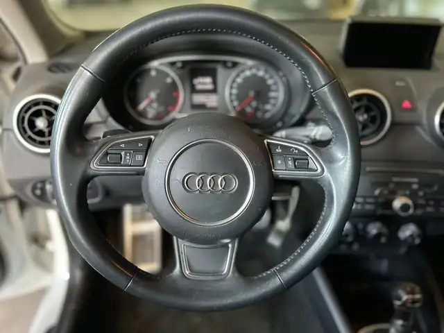 Audi A1 view 12
