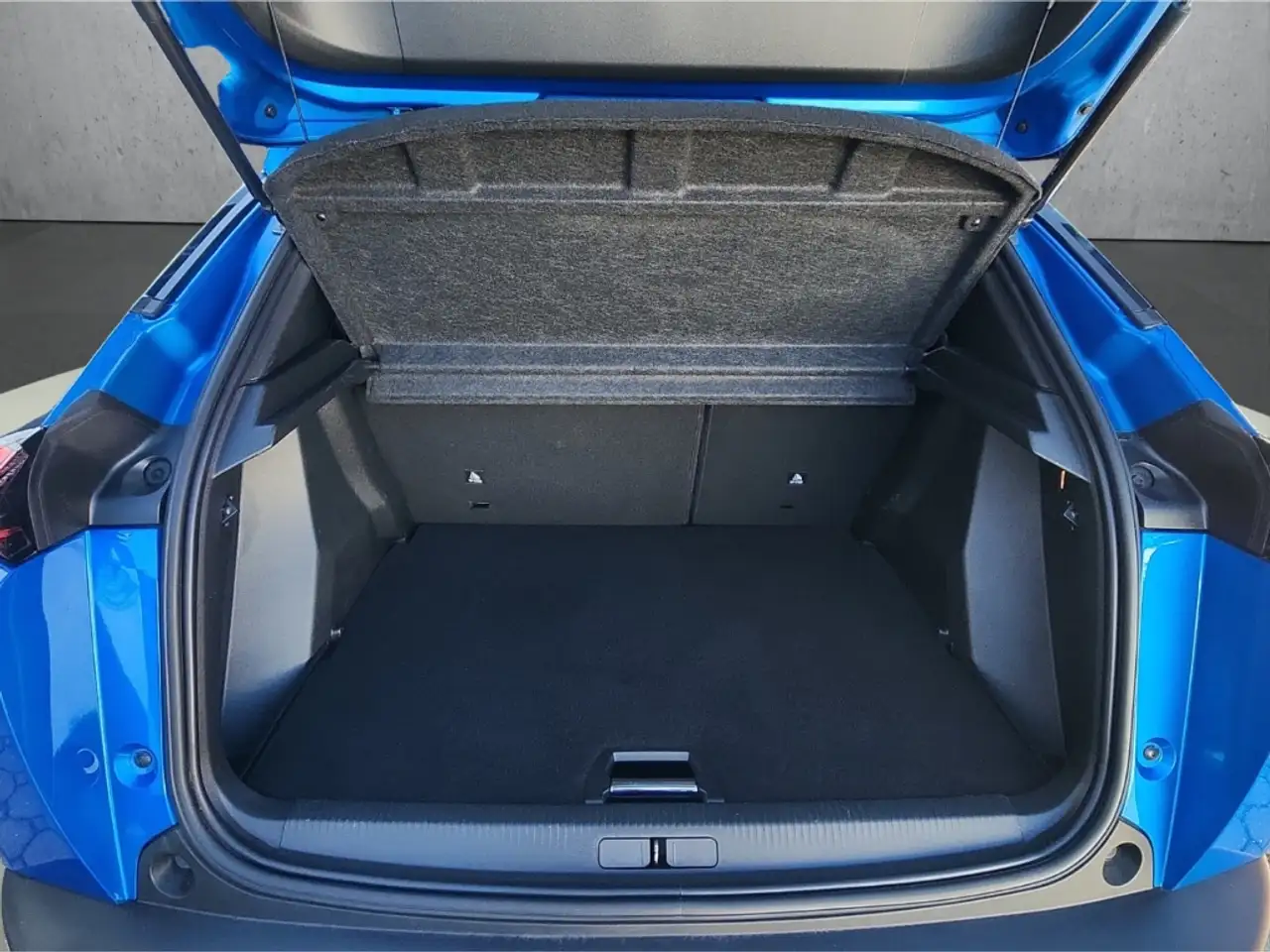Peugeot 2008 PT Allure 130 HDi SHZ Kamera Navi LED CarPlay Kli 7