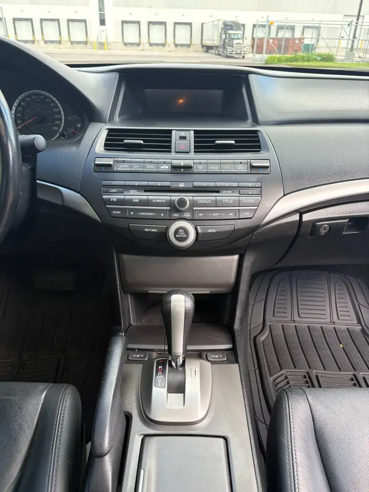 Honda Accord fotografie Honda Accord