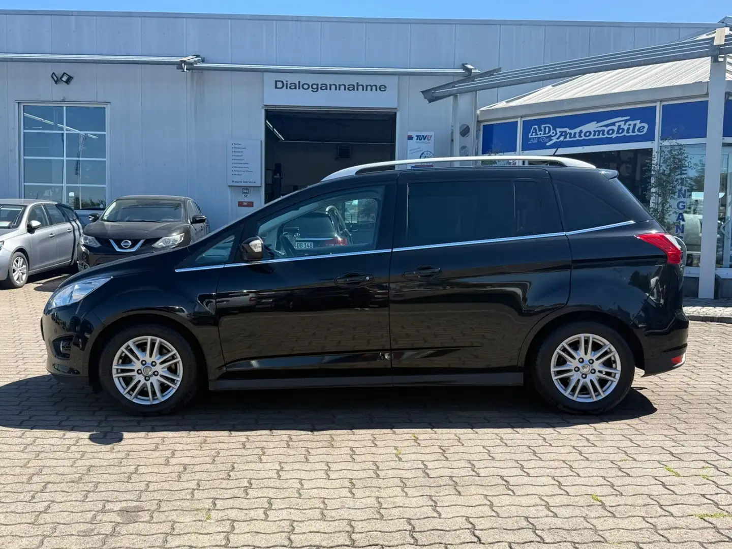 Ford Grand C-Max Titanium 7-Sitzer Schwarz - 2