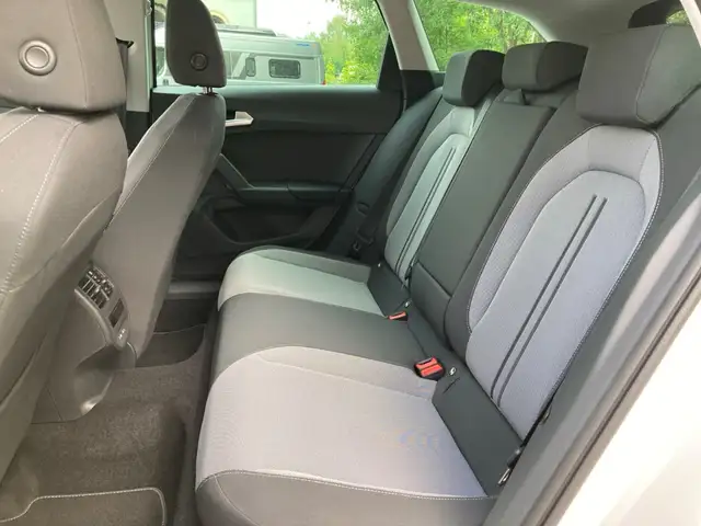 Seat Leon view 11