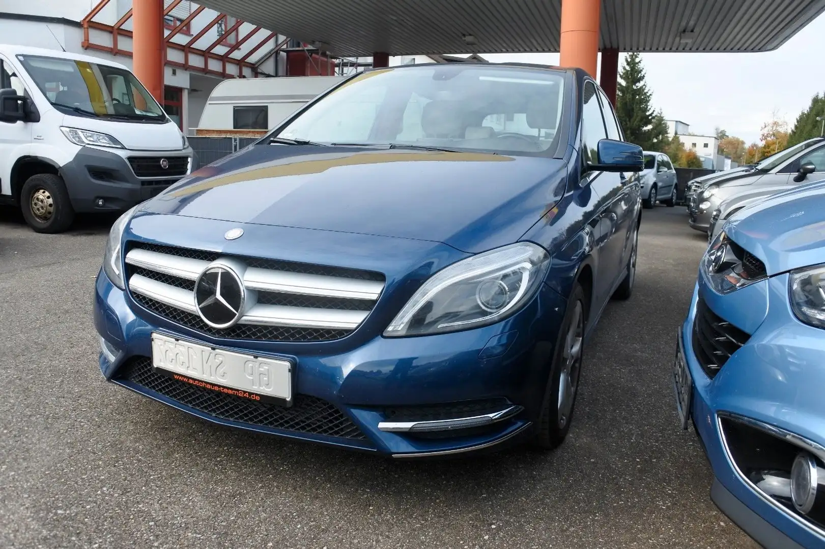 Mercedes-Benz B 200 B -Klasse B 200 CDI Blauw - 1