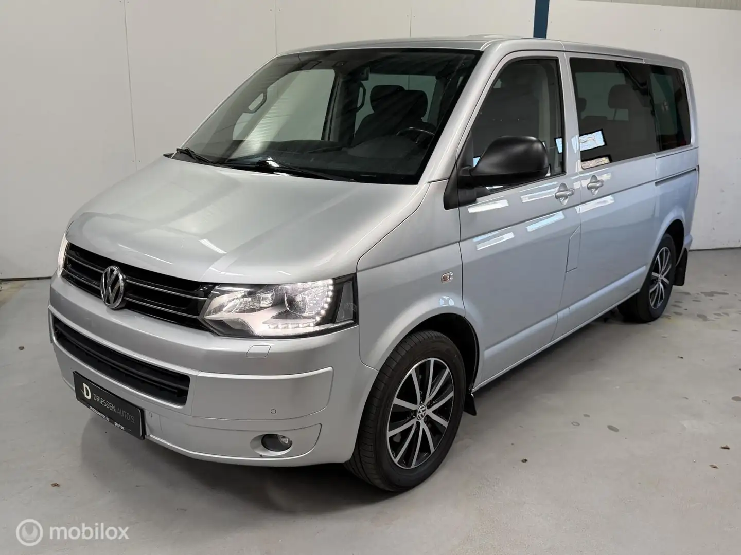 Volkswagen T5 Transporter Multivan 2.0 TSI L1H1 Comfortline 7-PERS / LED Grau - 1