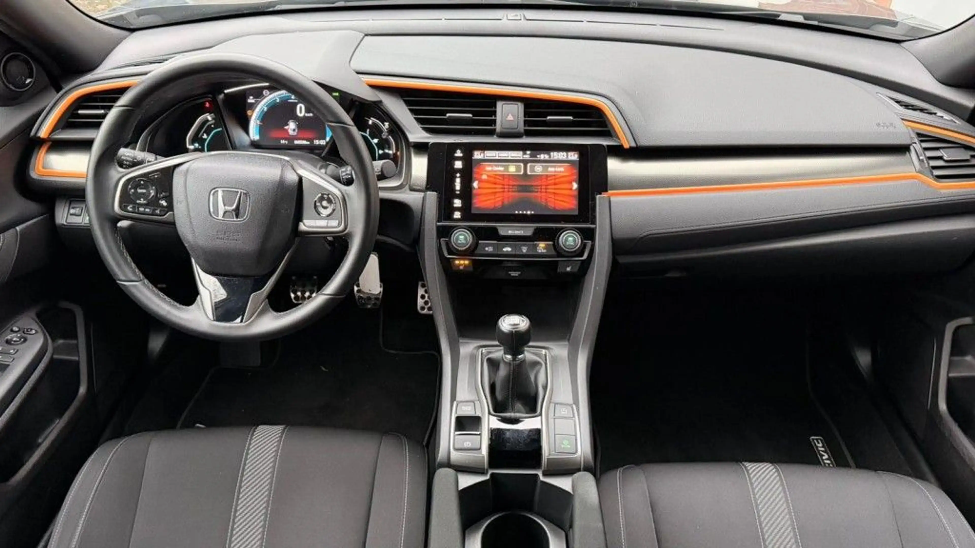 Honda Civic 1.0 i-VTEC Turbo Elegance — photo 9