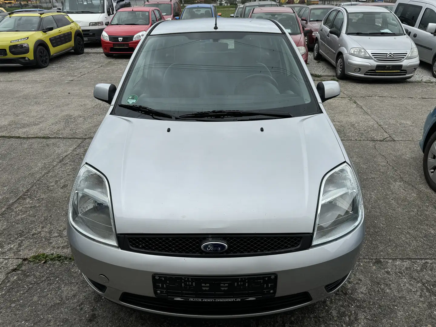 Ford Fiesta We will Rock you Срібний - 2