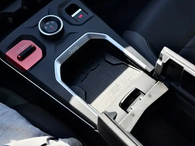 Jeep Compass view 3