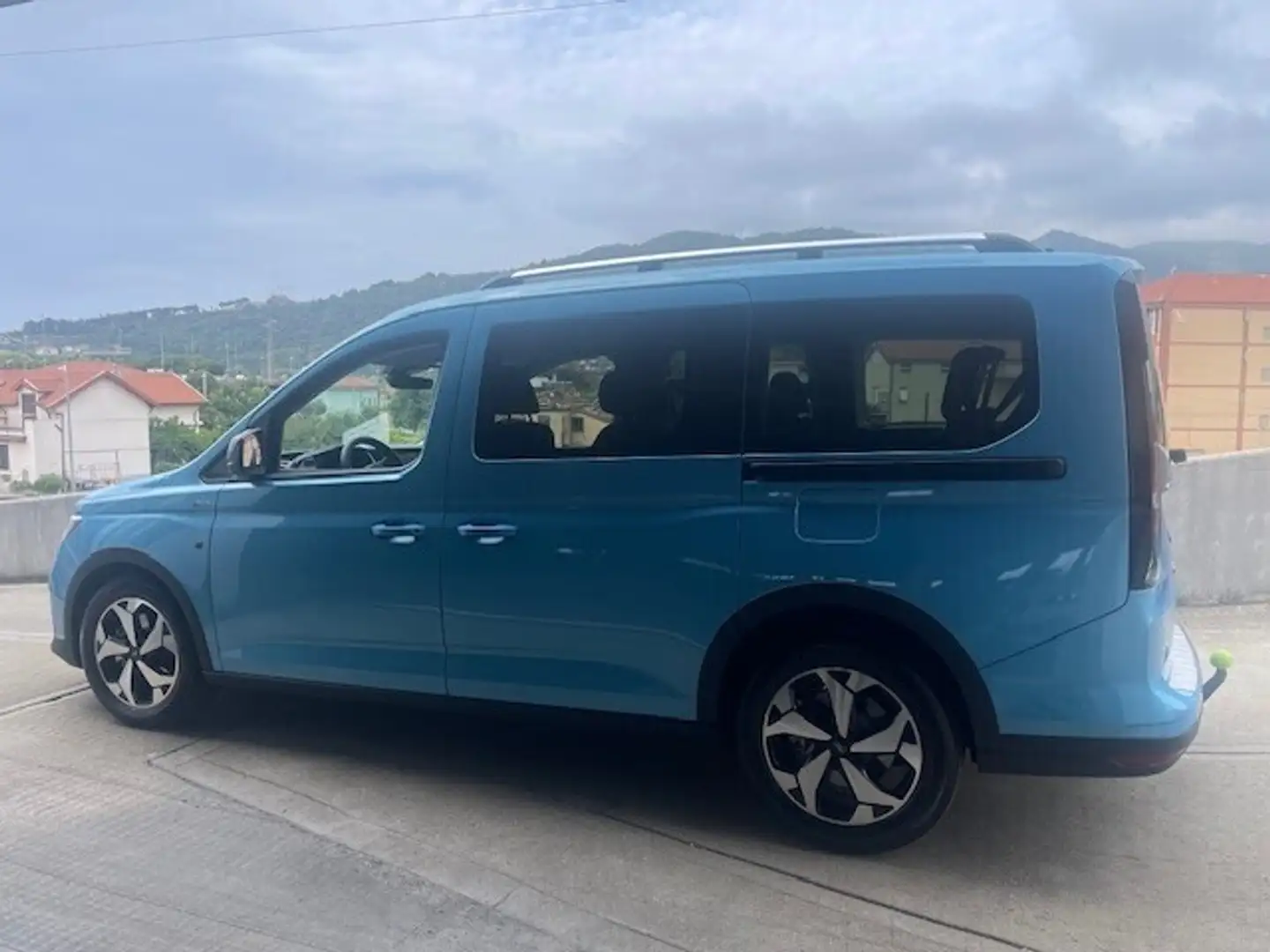 Ford Tourneo Connect Grand Tourneo Connect 2.0 EcoBlue 102 CV Plus Blauw - 2